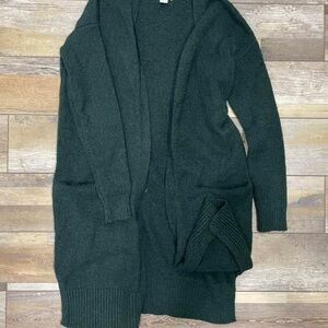 Elegant Dark Green Women's Sweater